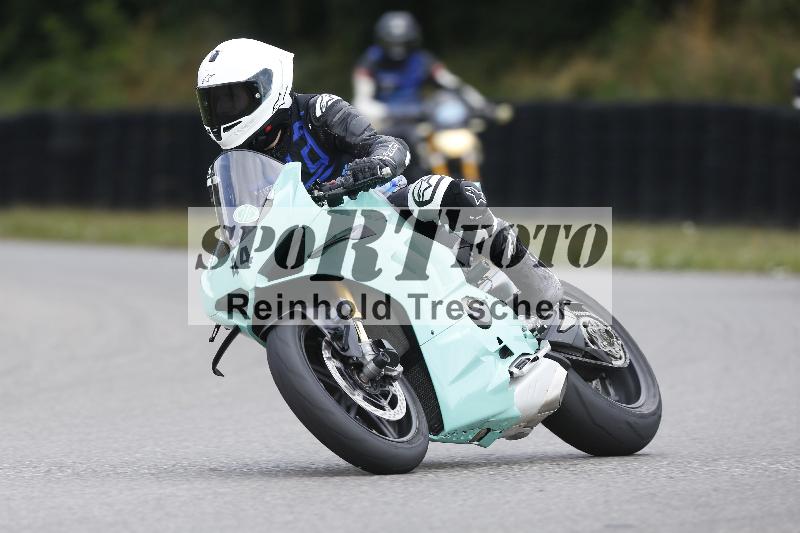 /Archiv-2025/30 23.06.2025 Get Faster Caremotion ADR/Rider Academy gruen/44